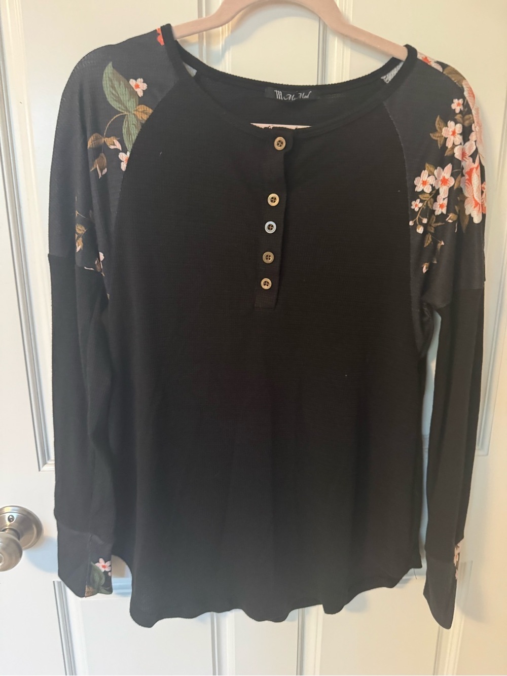Women's Black Floral Raglan Henley Long Sleeve Top